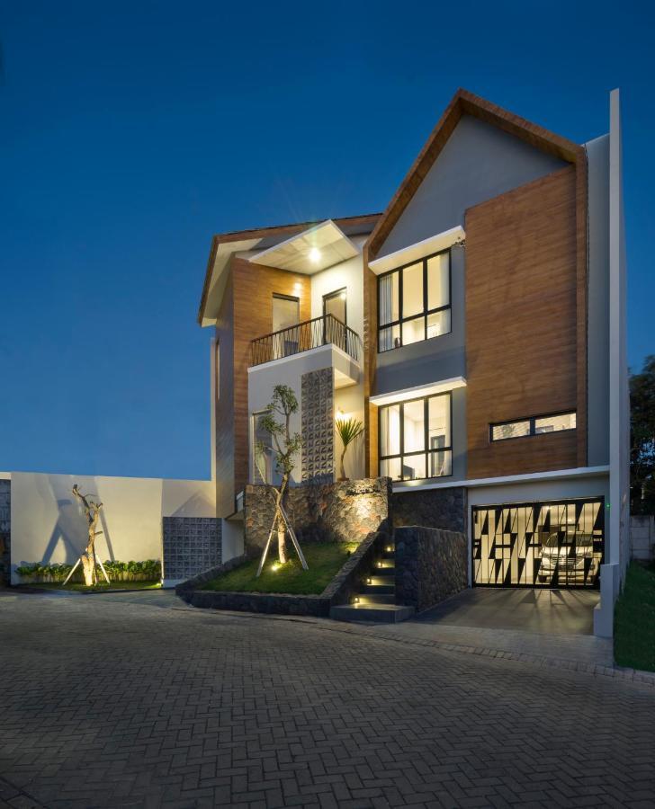 Gaia Lodge The Kusuma Hill Batu - Malang Exterior foto